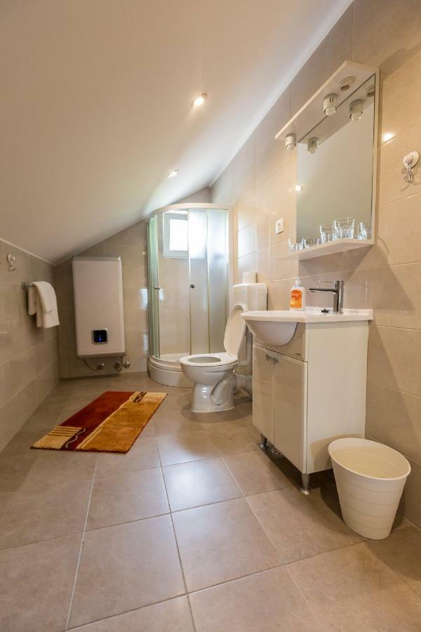Apartment Nonci Seliste Dreznicko